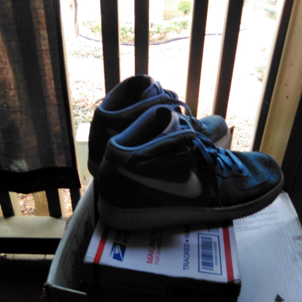 Meet your Posher, SoleS